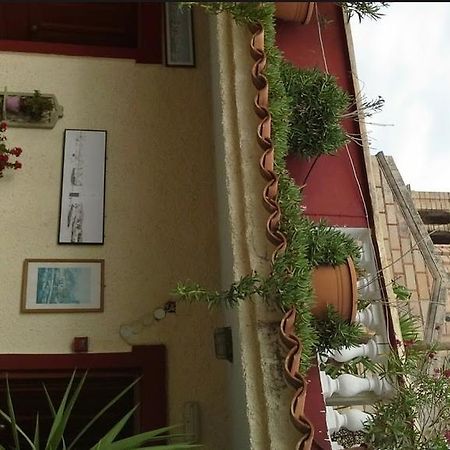 Apartamento Aeginitiko Archontiko Aegina Exterior foto